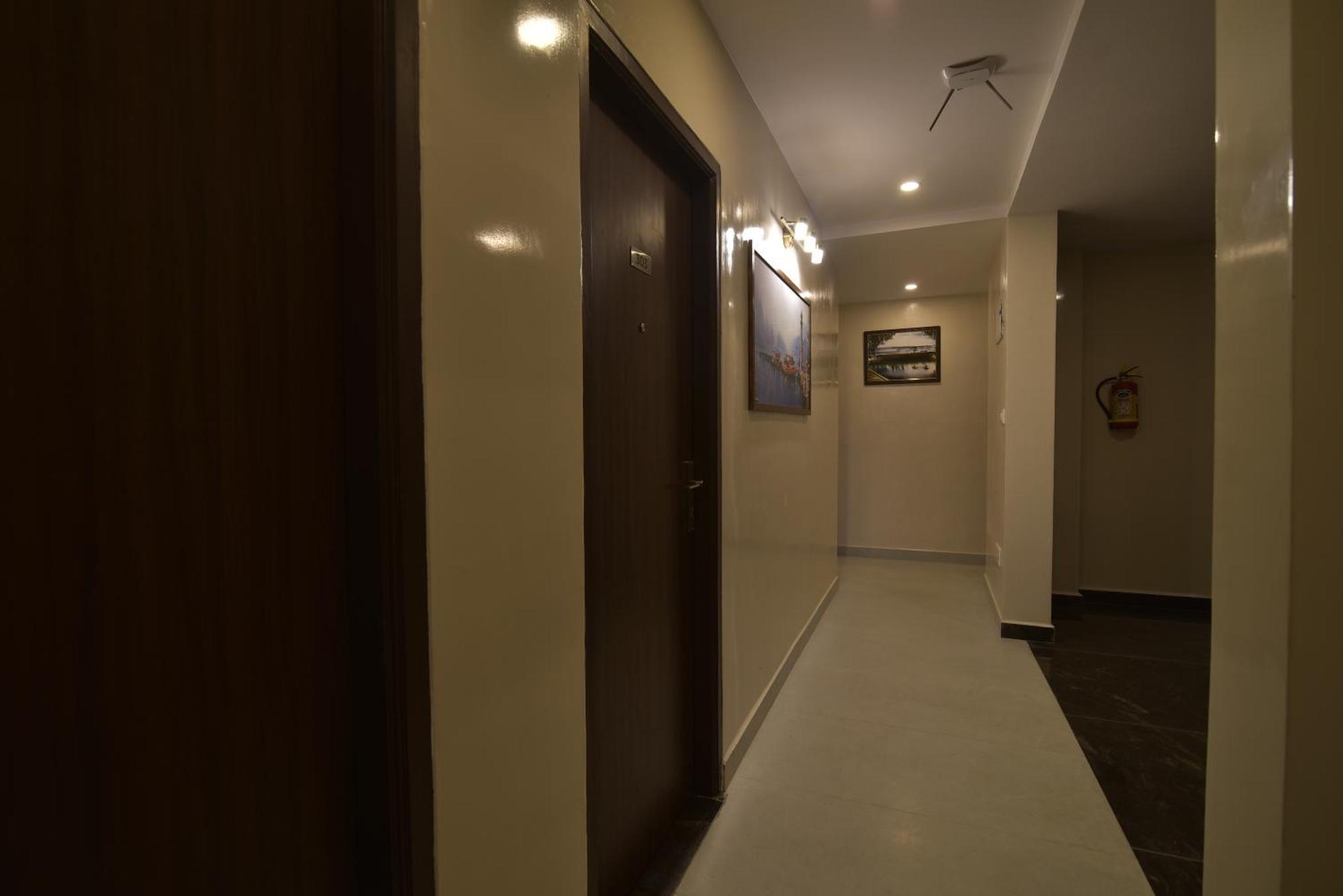 Address 24 Inn 班加罗尔 外观 照片