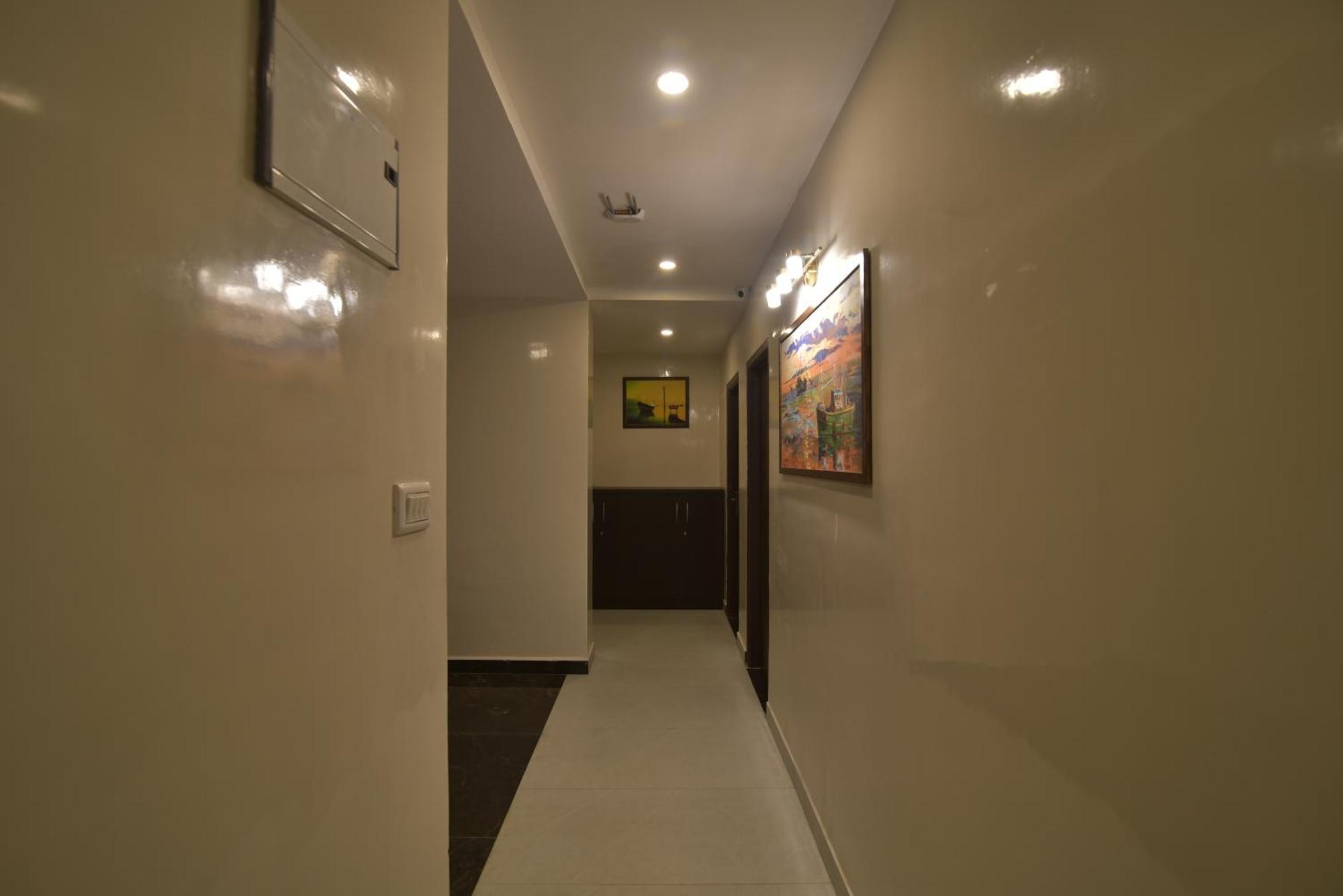 Address 24 Inn 班加罗尔 外观 照片